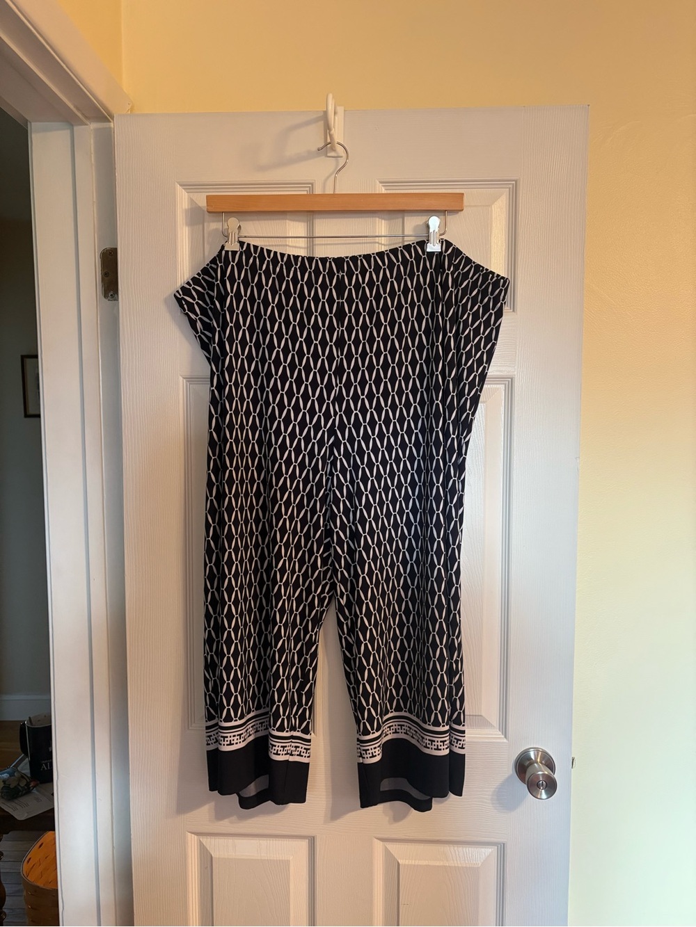 Susan Graver Navy and White Wide-Leg Pants